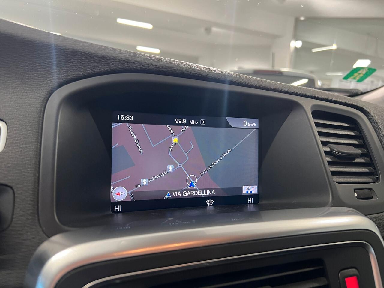 Volvo V60 D2 Momentum