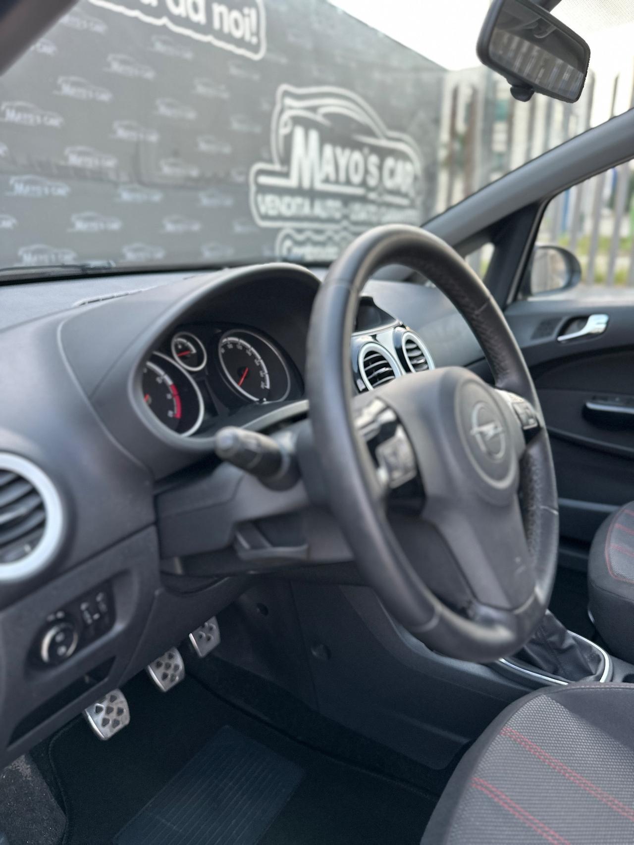 OPEL CORSA (anno 2011)