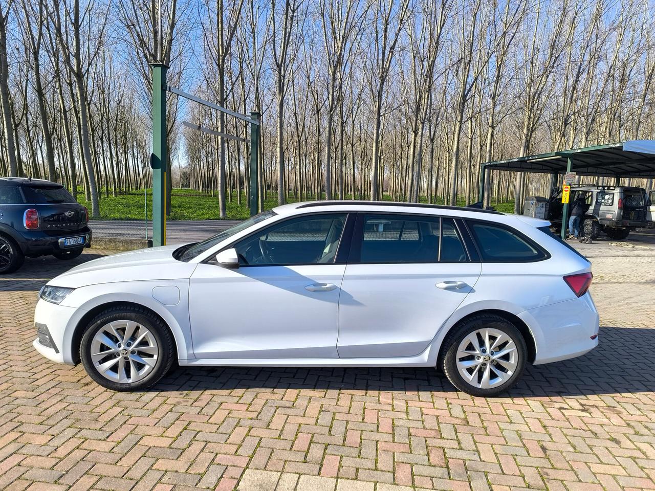 Skoda Octavia iV 1.4 TSI Plug-In Hybrid DSG Wagon Executive