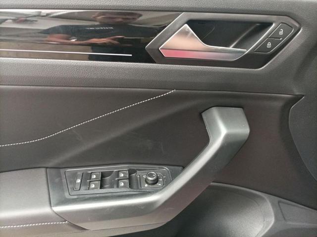 VOLKSWAGEN T-Roc 1.5 TSI ACT DSG R-Line Plus