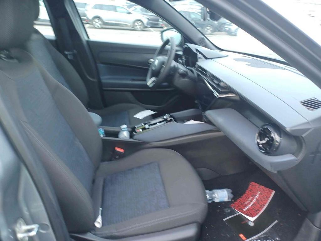 Alfa Romeo Junior 1.2 Hybrid ibrida eDCT6