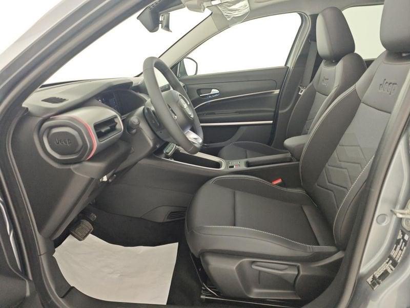 Jeep Avenger 1.2 Turbo 110 CV MHEV Summit + Vernice + Tetto panoramico +Infotainment & Convenience Pack