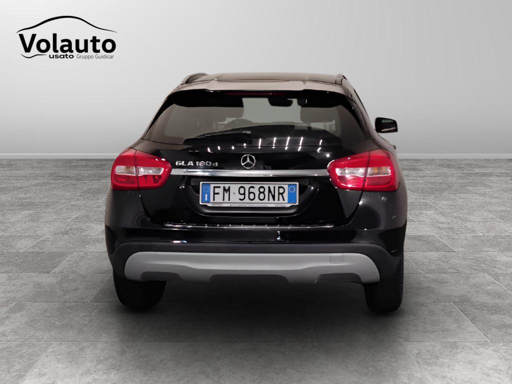 Mercedes-Benz GLA-X156 2017 - GLA 180 d Sport
