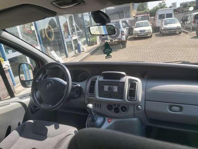 Opel Vivaro 8 posti automatico