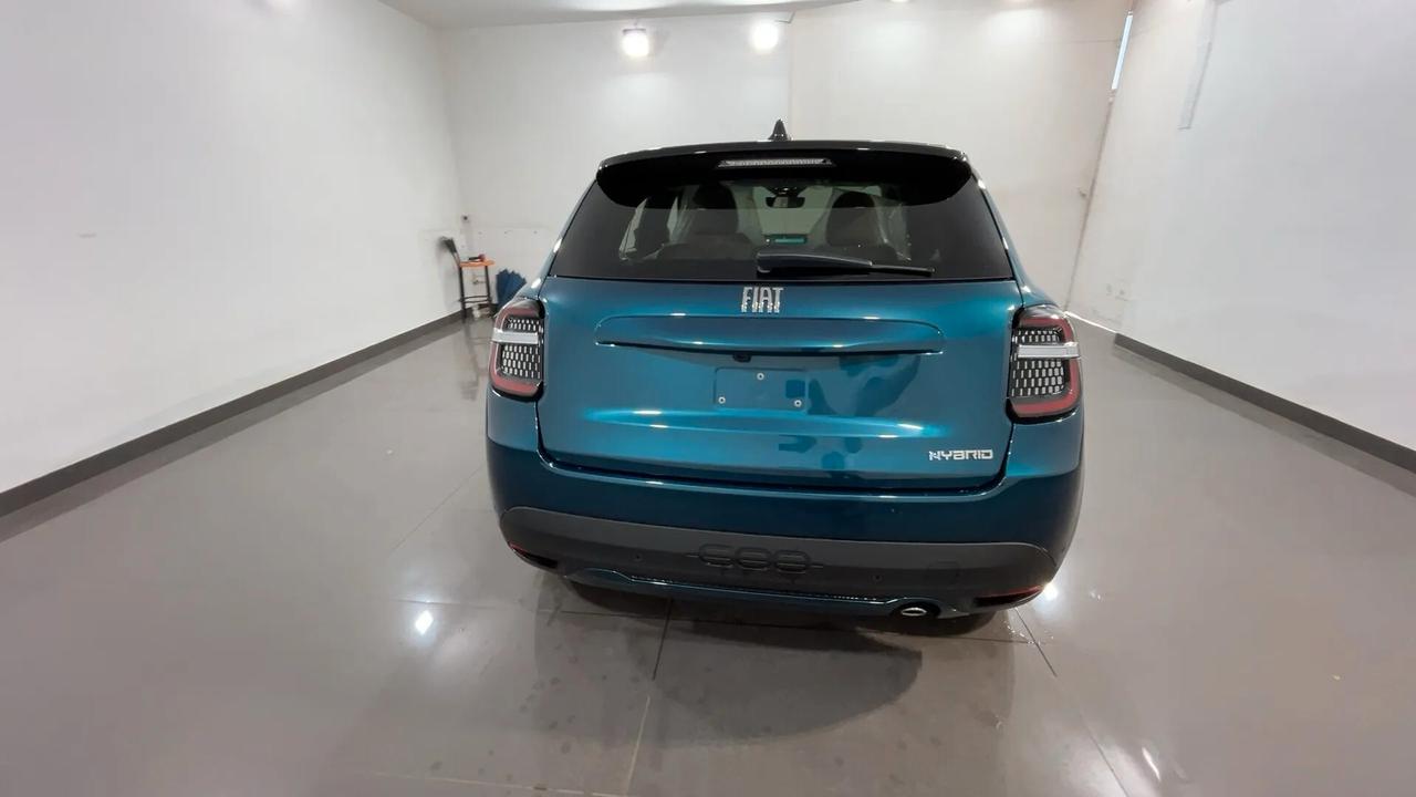 Fiat 600 Hybrid DCT MHEV La Prima