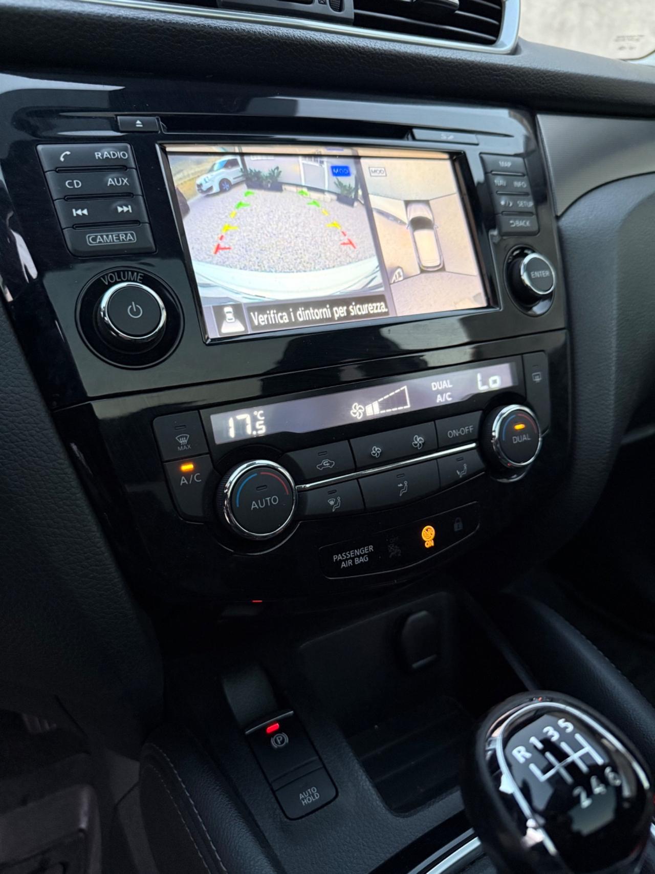 Nissan Qashqai 1.5 dCi N-Connecta