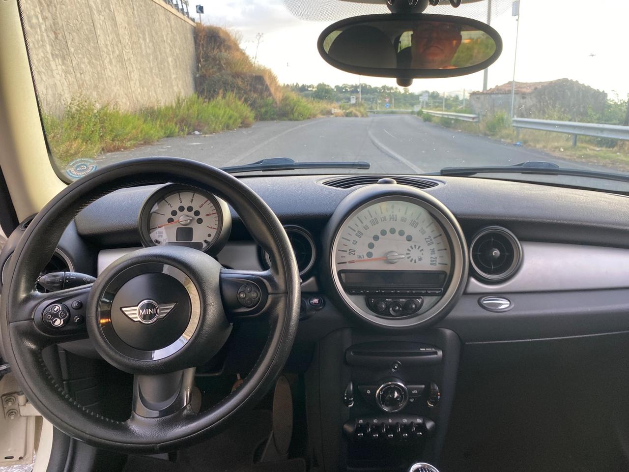 Mini Cooper 1.6 Diesel 109cv