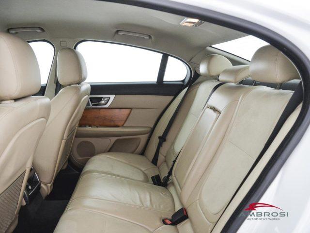 JAGUAR XF XF 2.2d s&s auto - PER OPERATORI DEL SETTORE