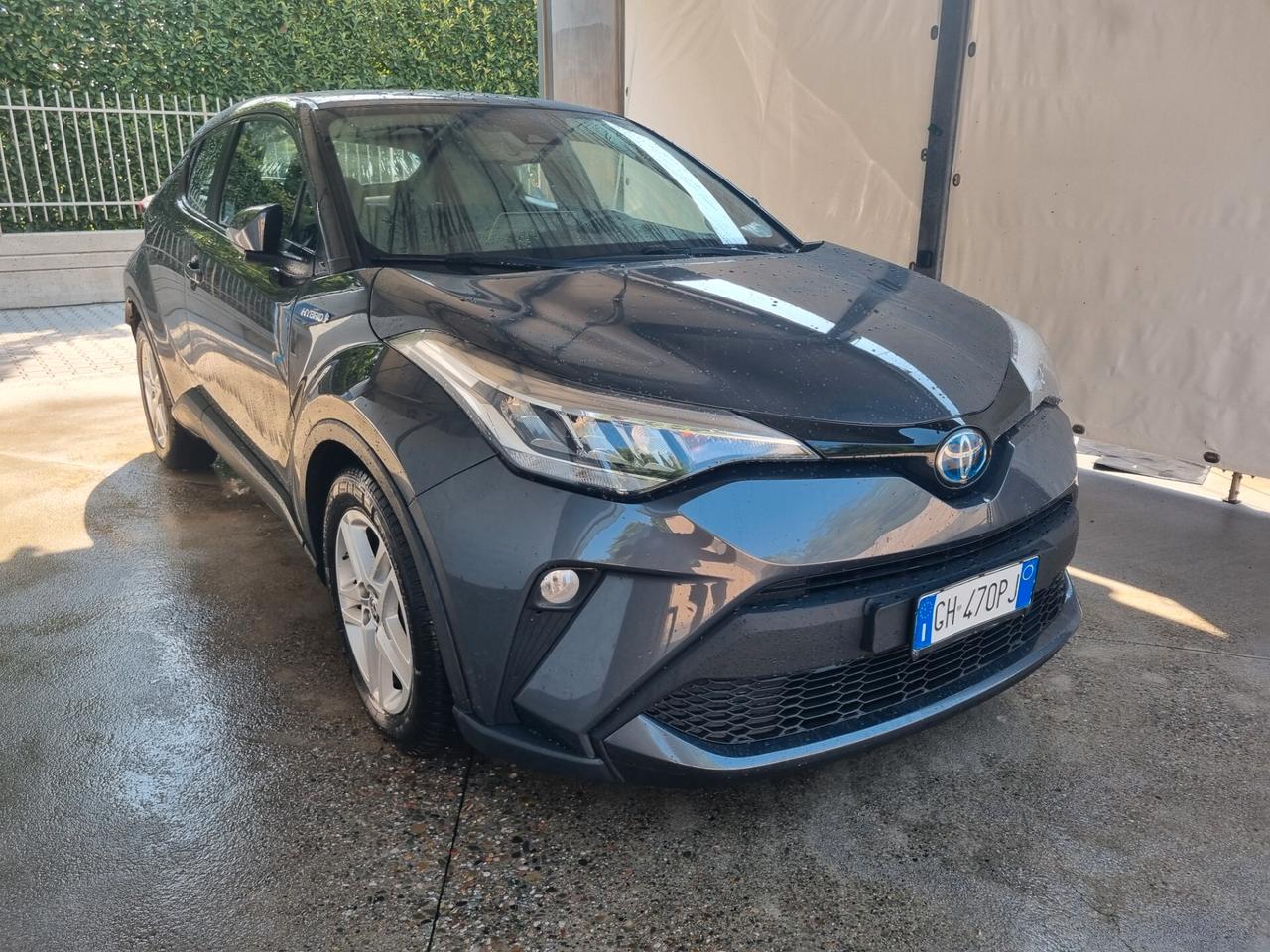 Toyota C-HR 1.8 Hybrid E-CVT Lounge