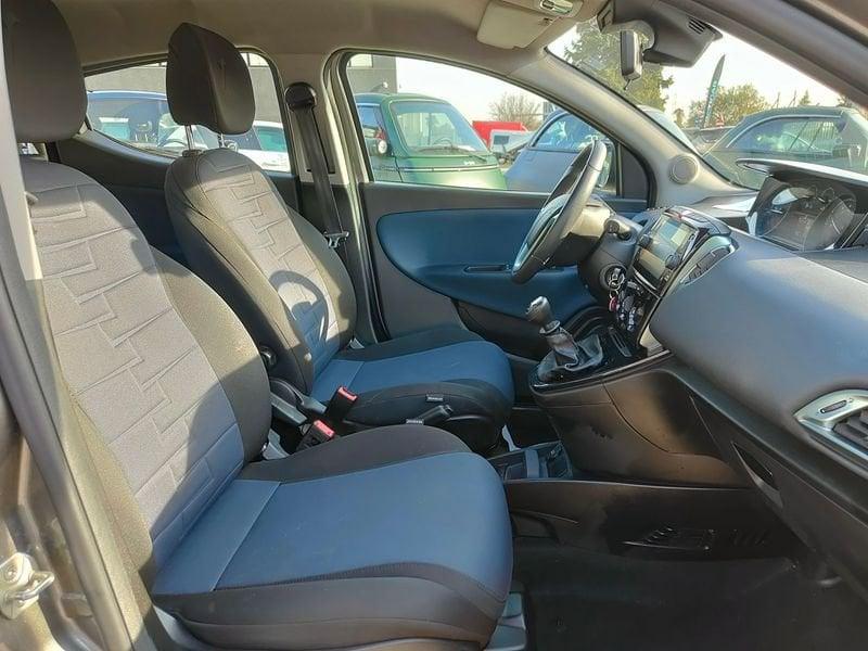 Lancia Ypsilon III 2021 1.0 FireFly Hybrid 70cv Platino S&S