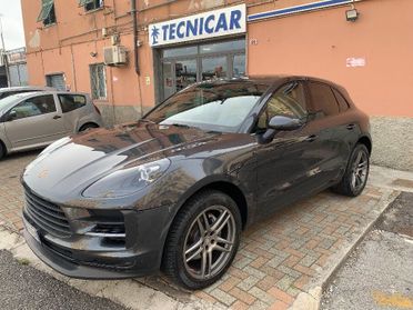 Porsche Macan 2.0 -IVA ESPOSTA