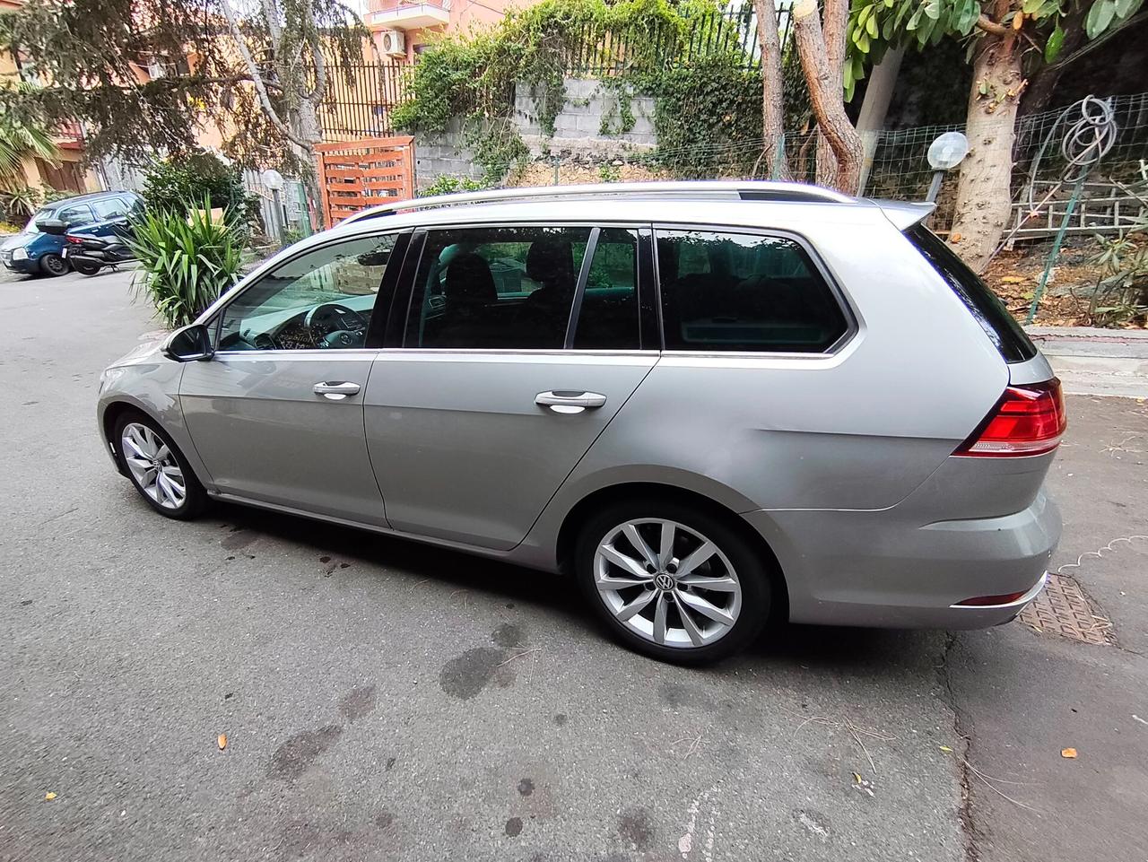 Volkswagen Golf Variant 1.6 TDI 115 CV 100.000 km 2017