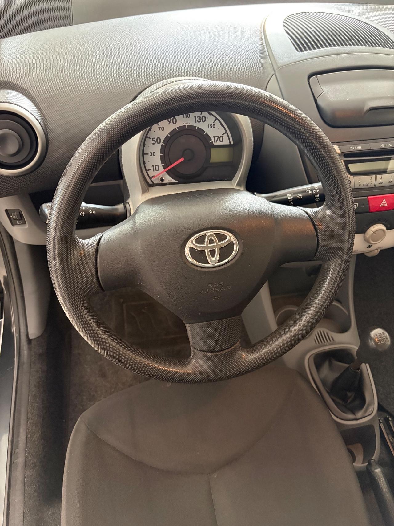 TOYOTA AYGO 1.0 68 CV 5 PORTE 80.000 KM