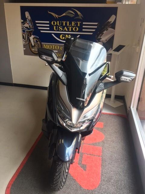Honda Forza 300 ABS + TCS