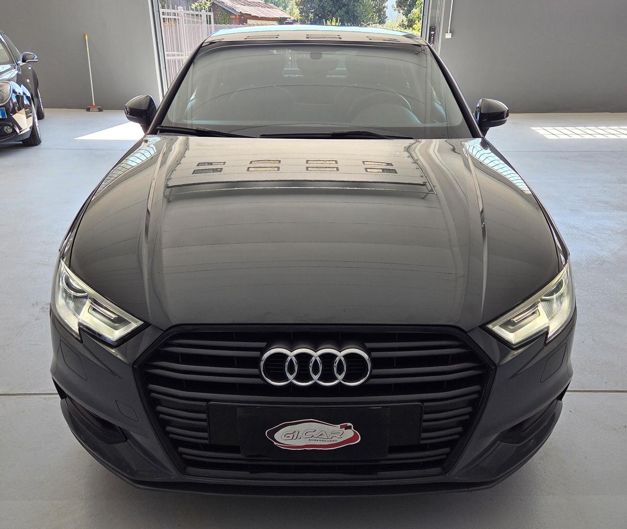 Audi A3 Sedan 1.0 TFSI Design 116cv