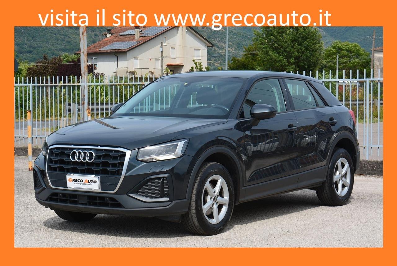 Audi Q2 30 TFSI Business telecamera