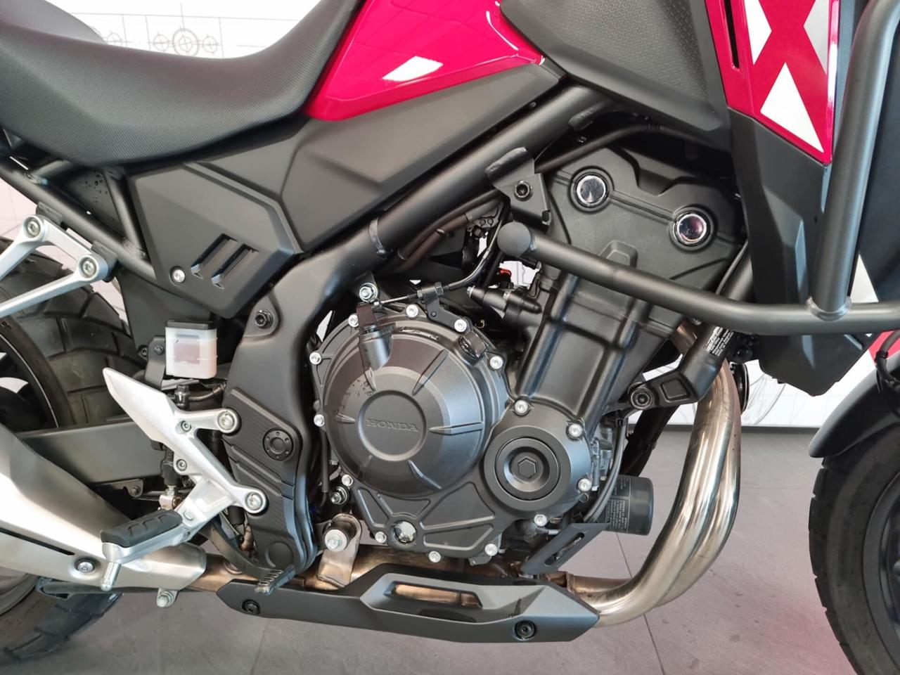 Honda NX 500 - 2025 - 5801 KM