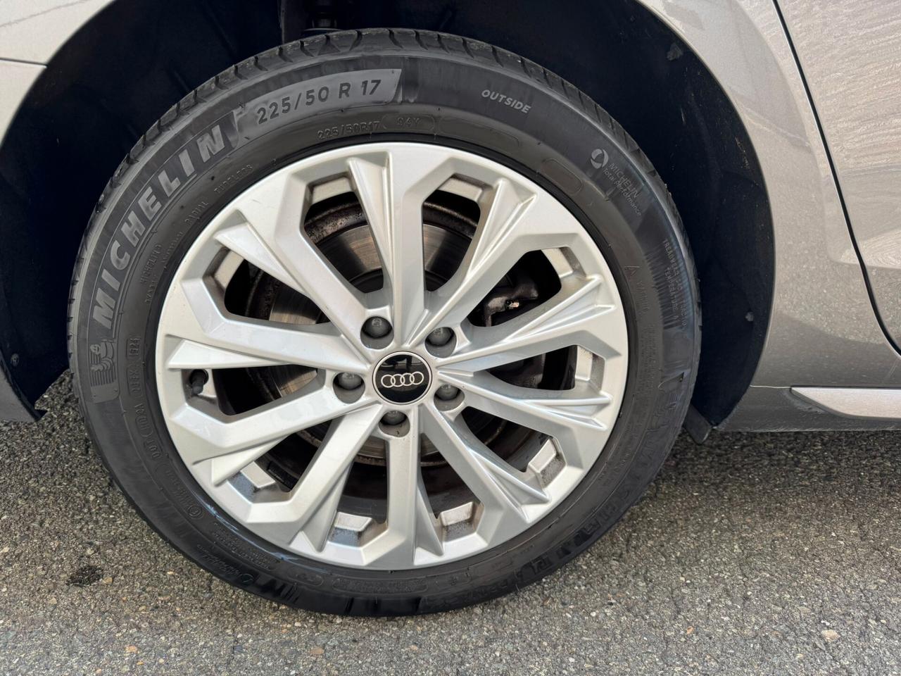 Audi A4 Avant 35 TDI/163 CV S tronic Business Advanced