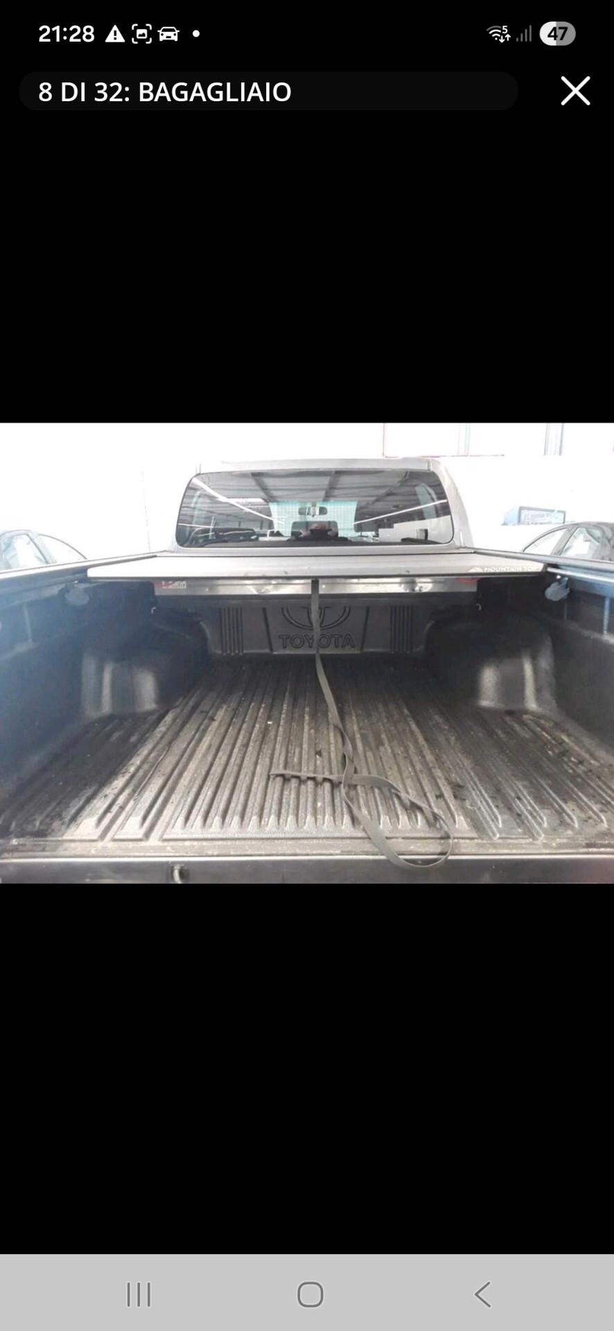 Toyota Hilux 2.4 D-4D 4WD 4 porte Double Cab Comfort