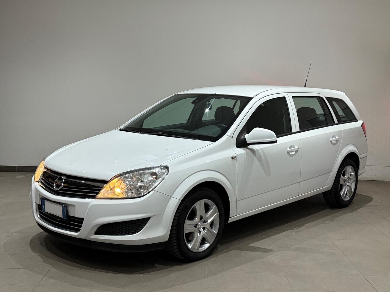 Opel Astra 1.7 CDTI 110CV/Kw81 Per Neopatentati