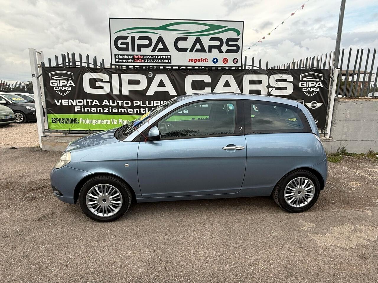 Lancia Ypsilon 1.2 Versus