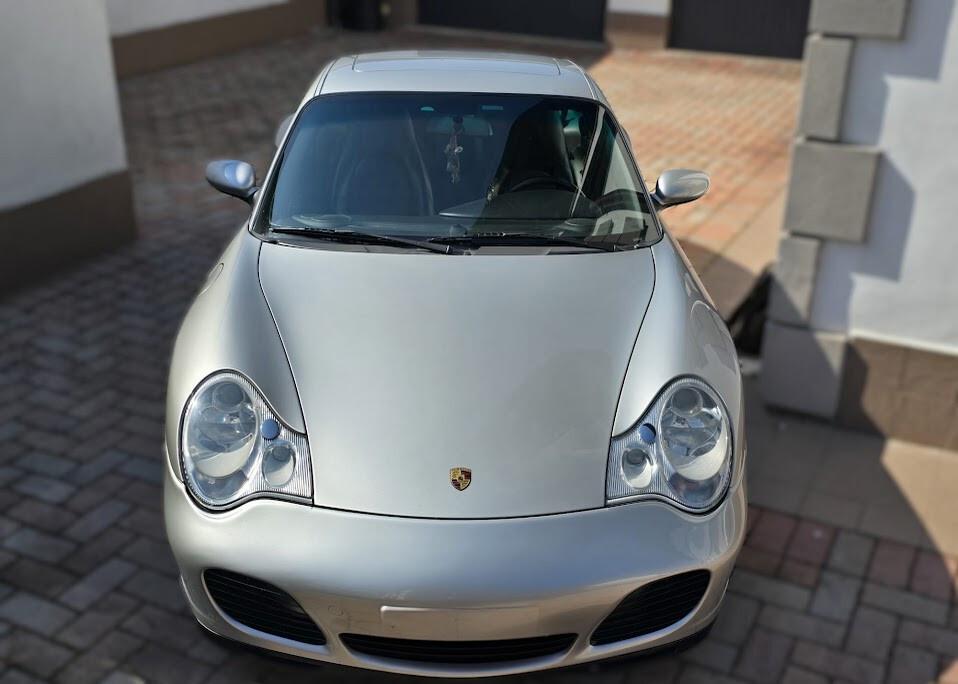 Porsche 911 Carrera 4S cat Coupé