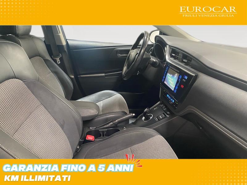 Toyota Auris 1.8h lounge cvt