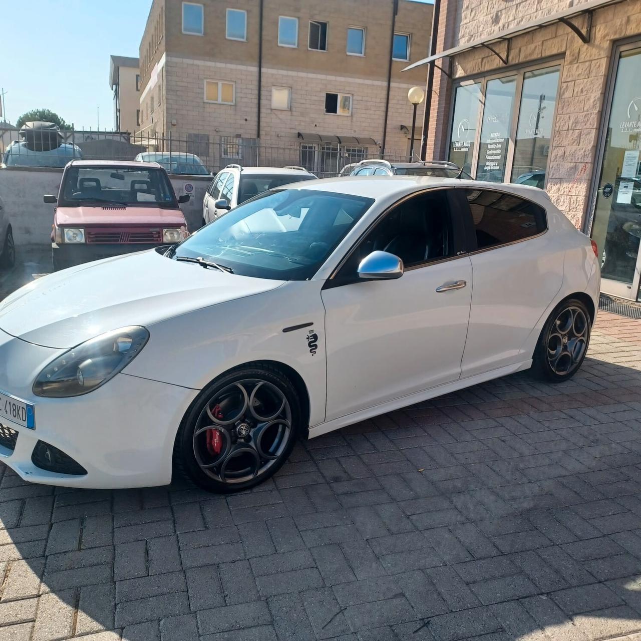 MOLTO BELLA GIULIETTA 2.0TDI 170CV