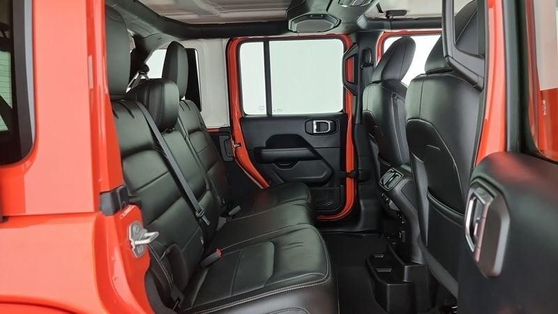 Jeep Wrangler Unlimited 2.2 Mjt II Sahara