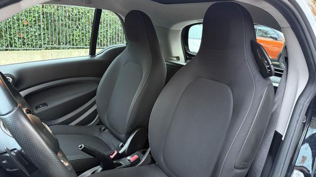 SMART ForTwo 70 1.0 TWINAMIC SUPERPASSION*C.L.16 BLACK*TEL.*LED