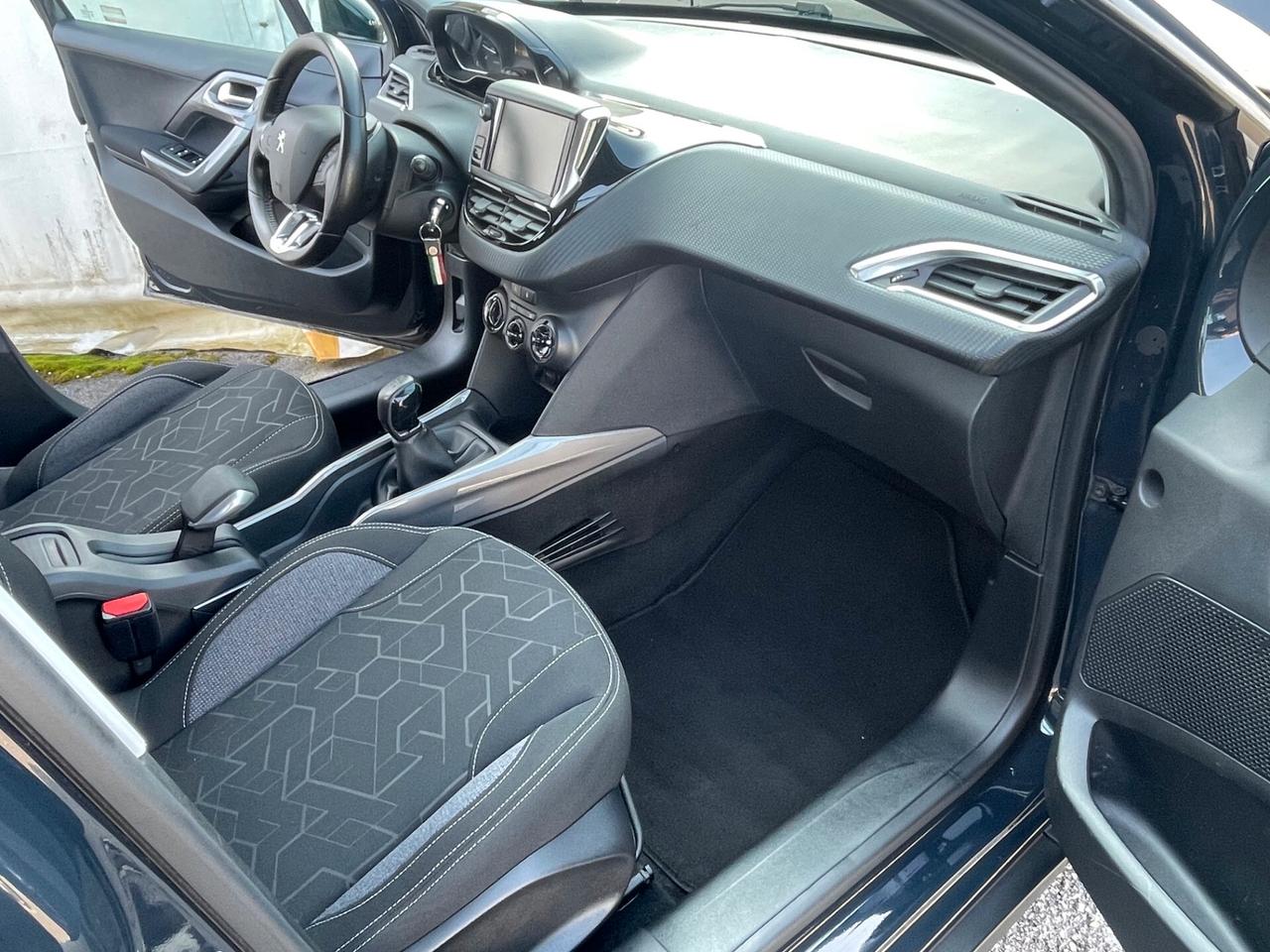 Peugeot 2008 1.6 BlueHDi 75cv Active