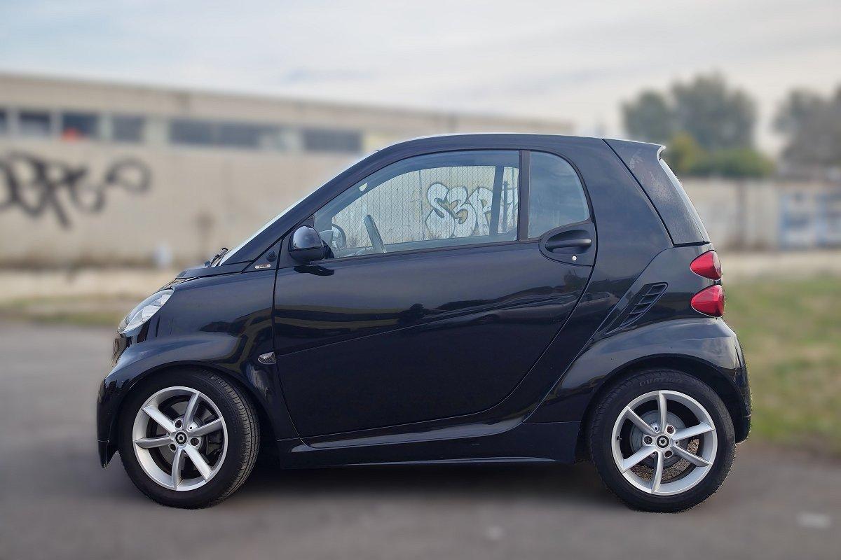 SMART fortwo 1000 52 kW MHD coupé pulse