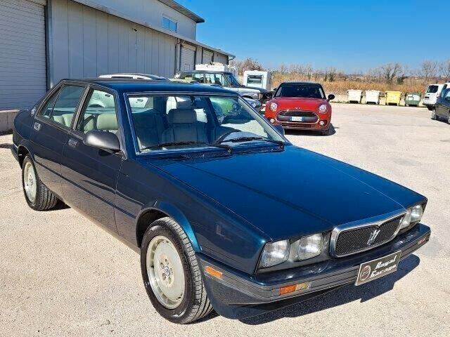 Maserati Quattroporte 422 i service book -1988