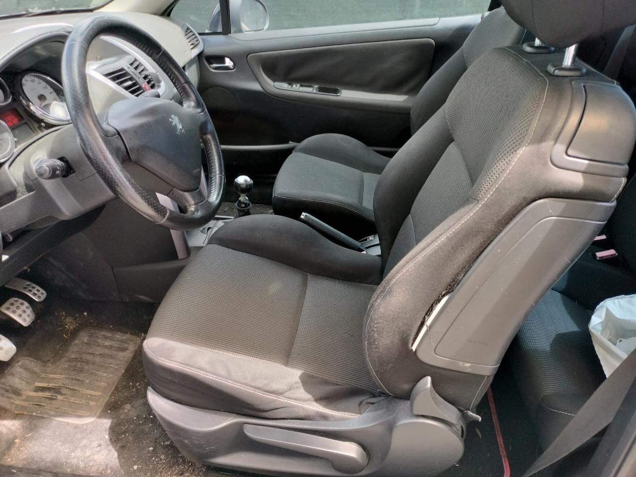 Peugeot 207 1.6 HDi 110CV CC Tecno Cabrio