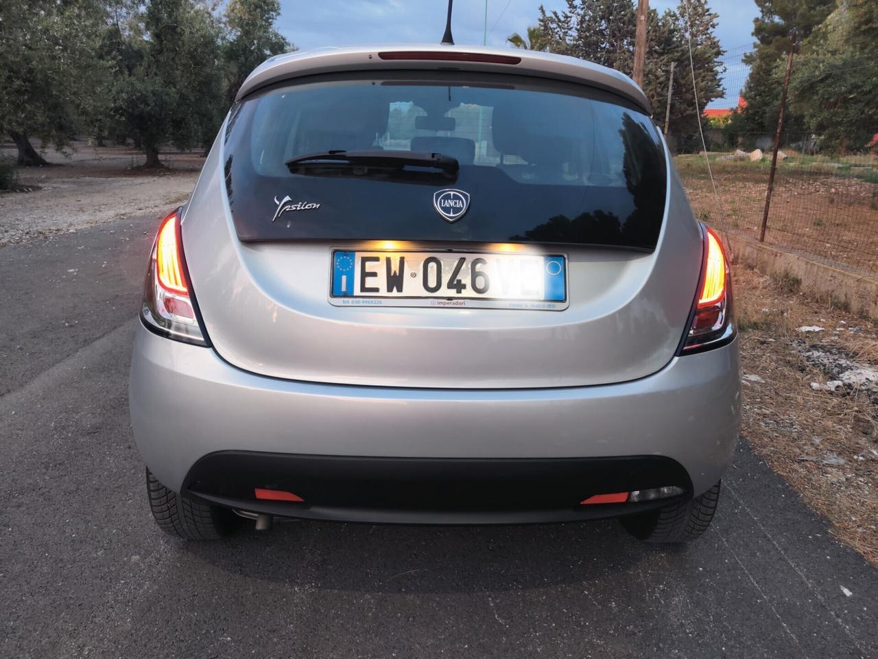 Lancia Ypsilon 1.2 69 CV 5 porte GPL Ecochic 2014