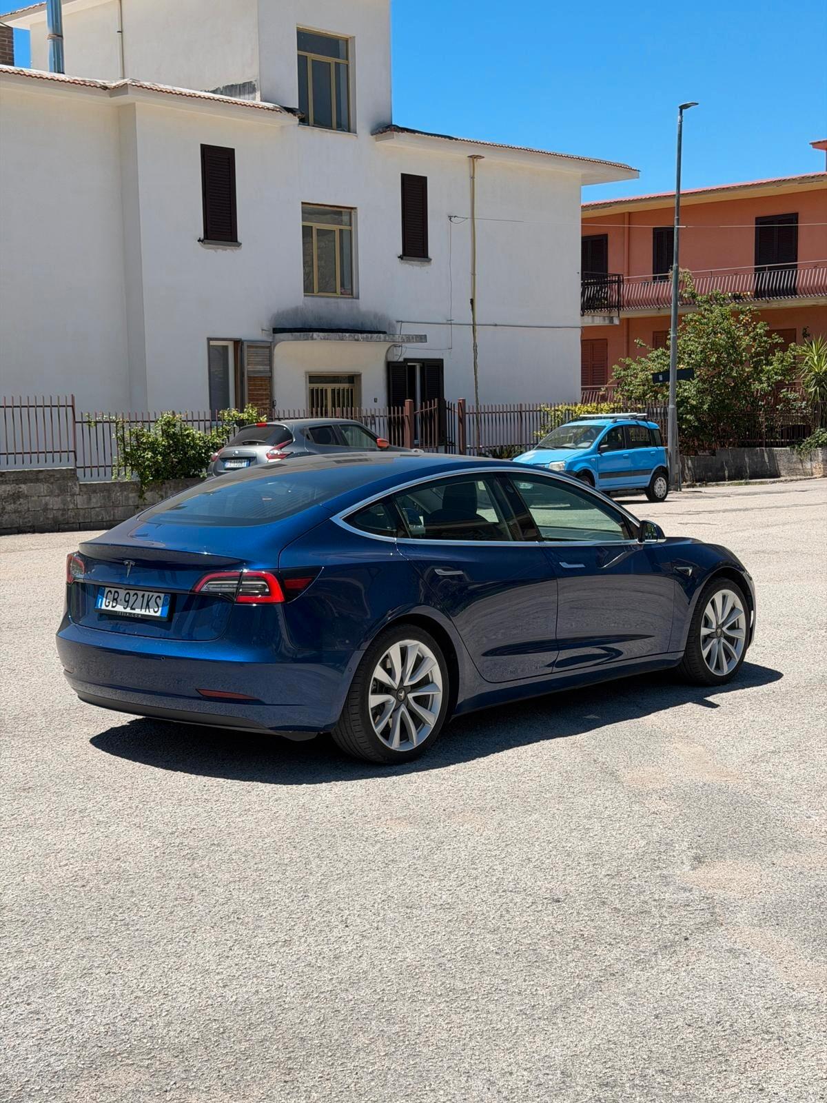 Tesla Model 3 RWD Plus