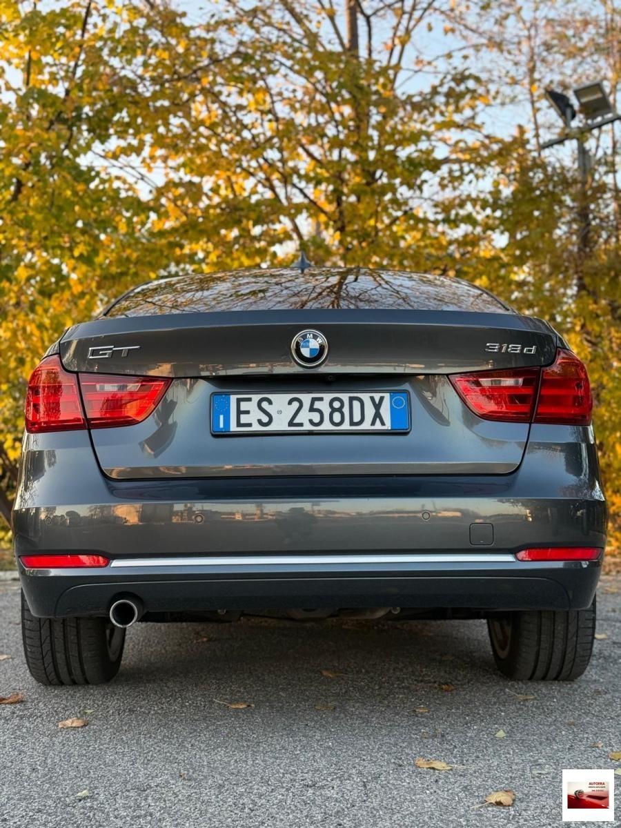 BMW - Serie 3 GT - 318d Turismo M Sport