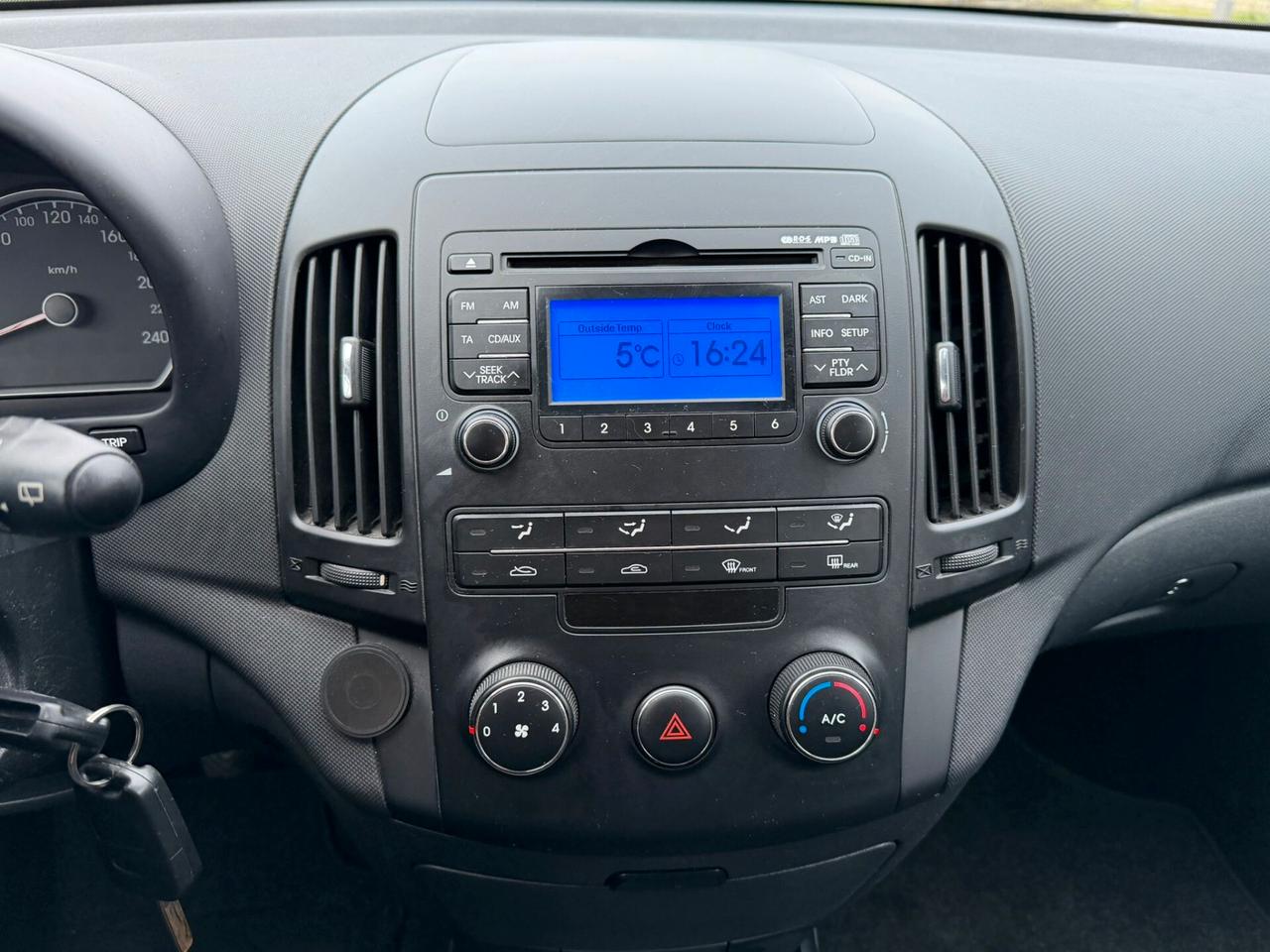 Hyundai i30 SW 1.4 BENZINA GPL