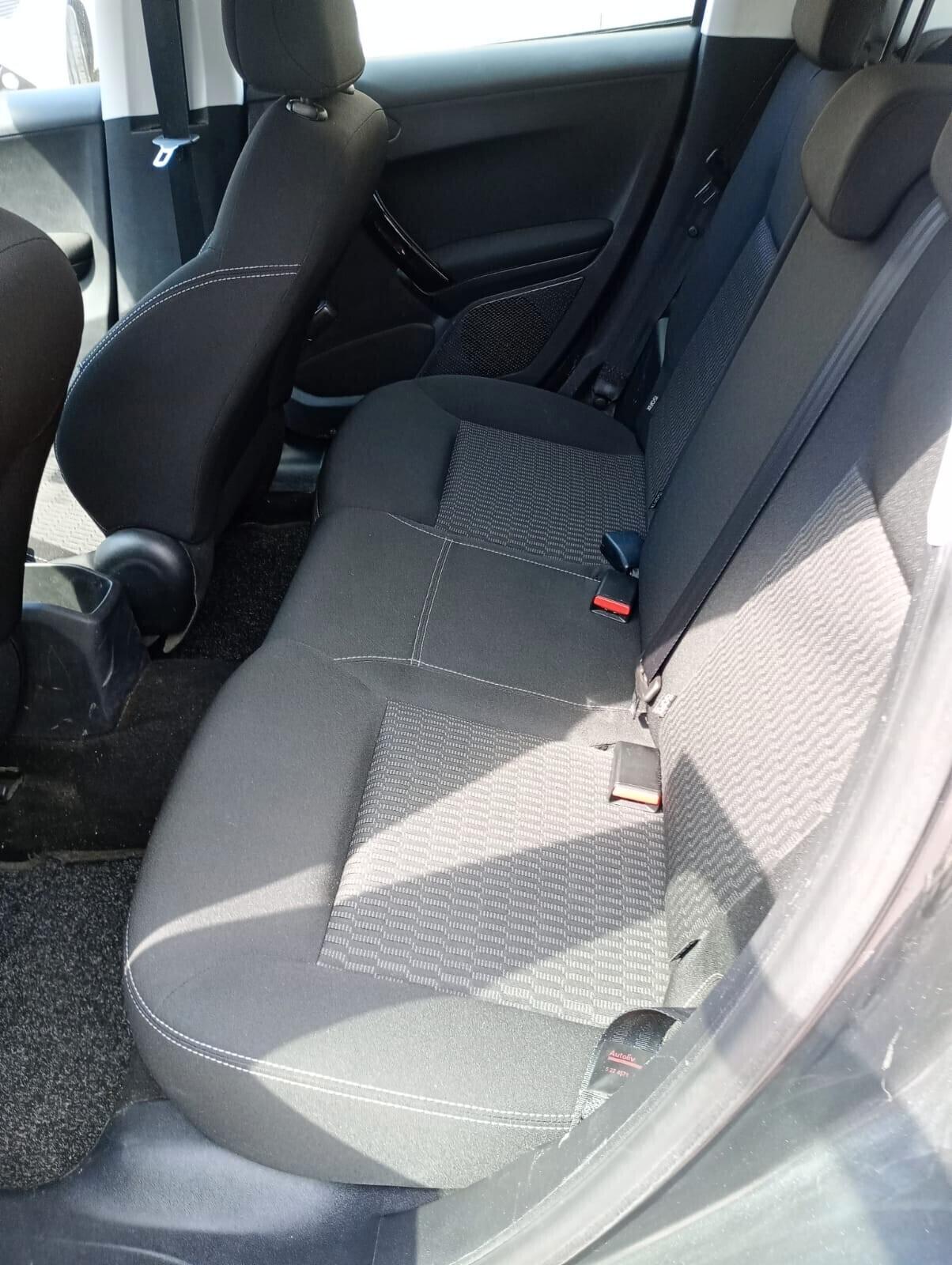 Peugeot 208 1.4 HDi 68 CV 5 porte Active