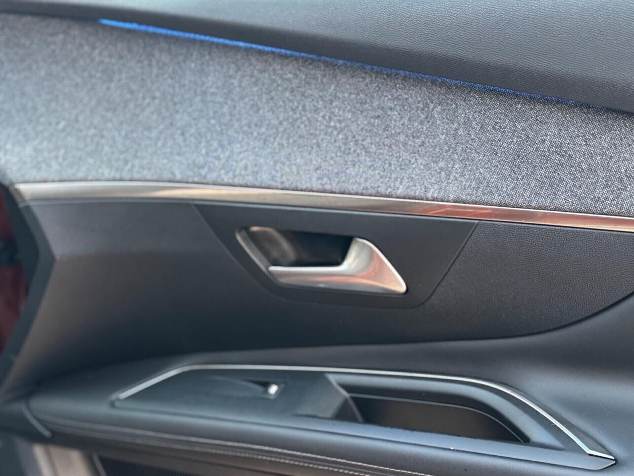 Peugeot 3008 BlueHDi 130 S&S Allure