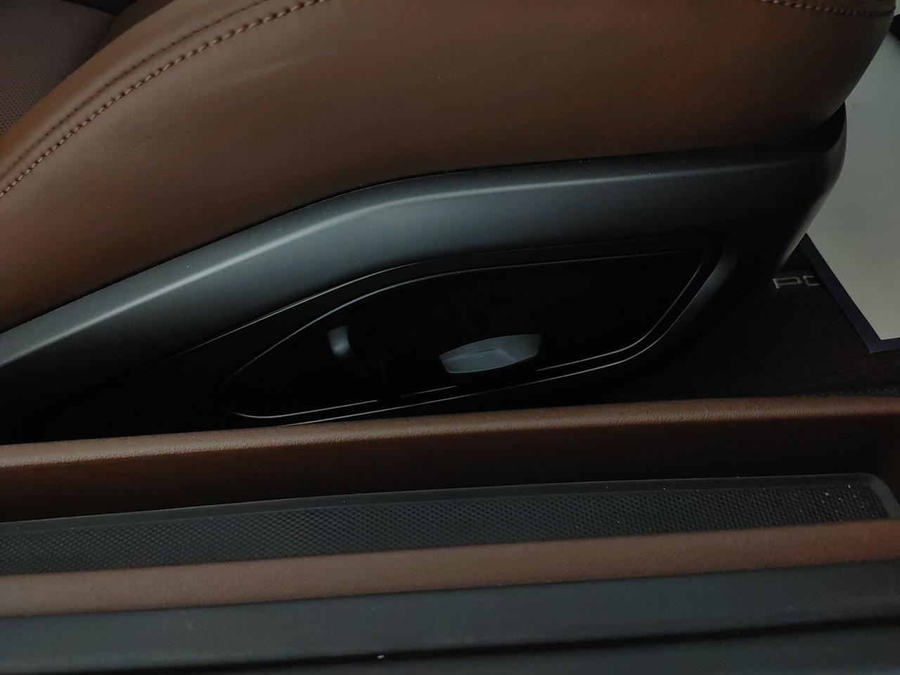 PORSCHE 992 Cabrio 3.0 Carrera 4S auto ACC MATRIX C21" subentro leasing