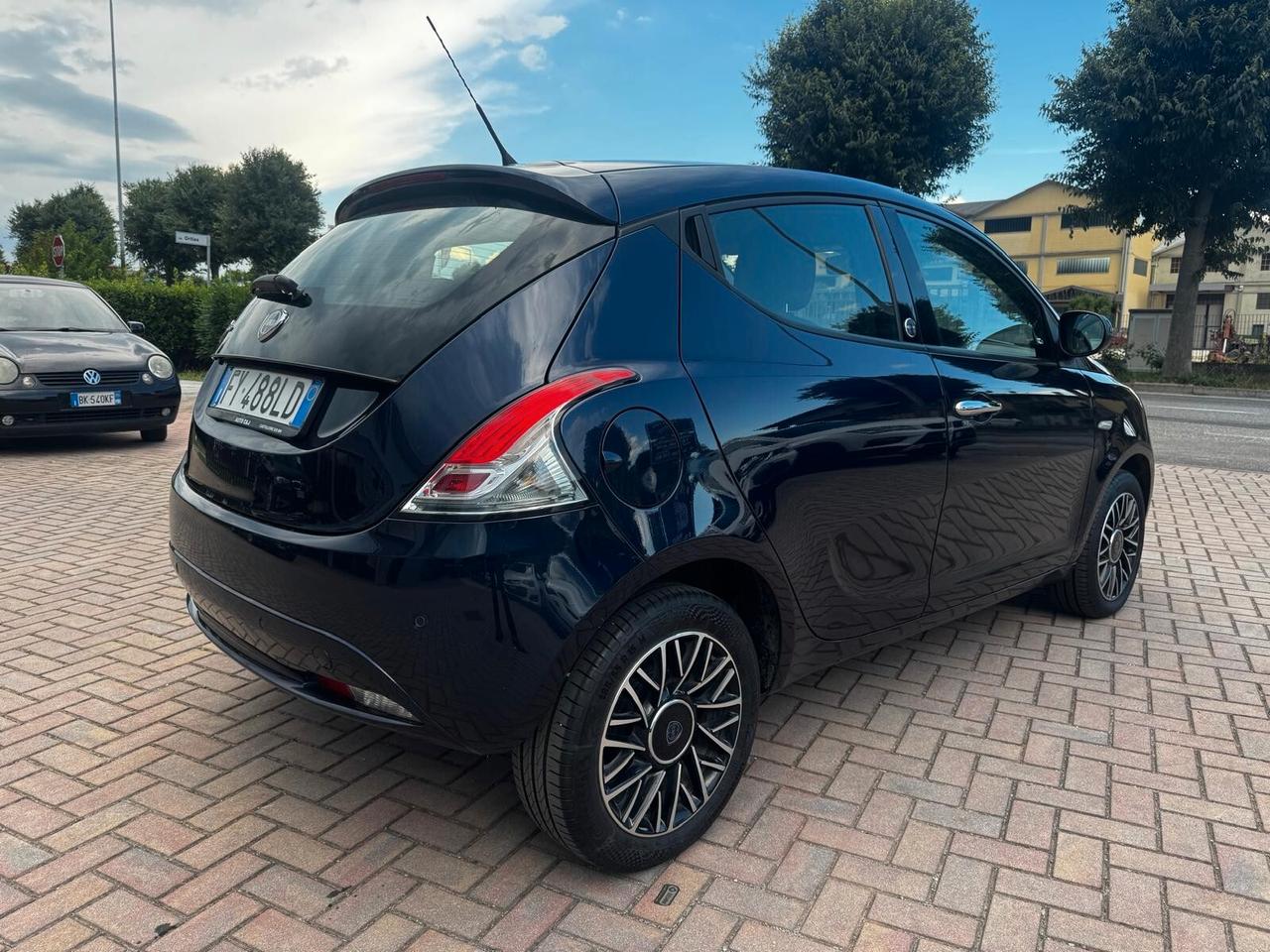 Lancia Ypsilon 1.2 69 CV 5 porte GPL Ecochic Gold