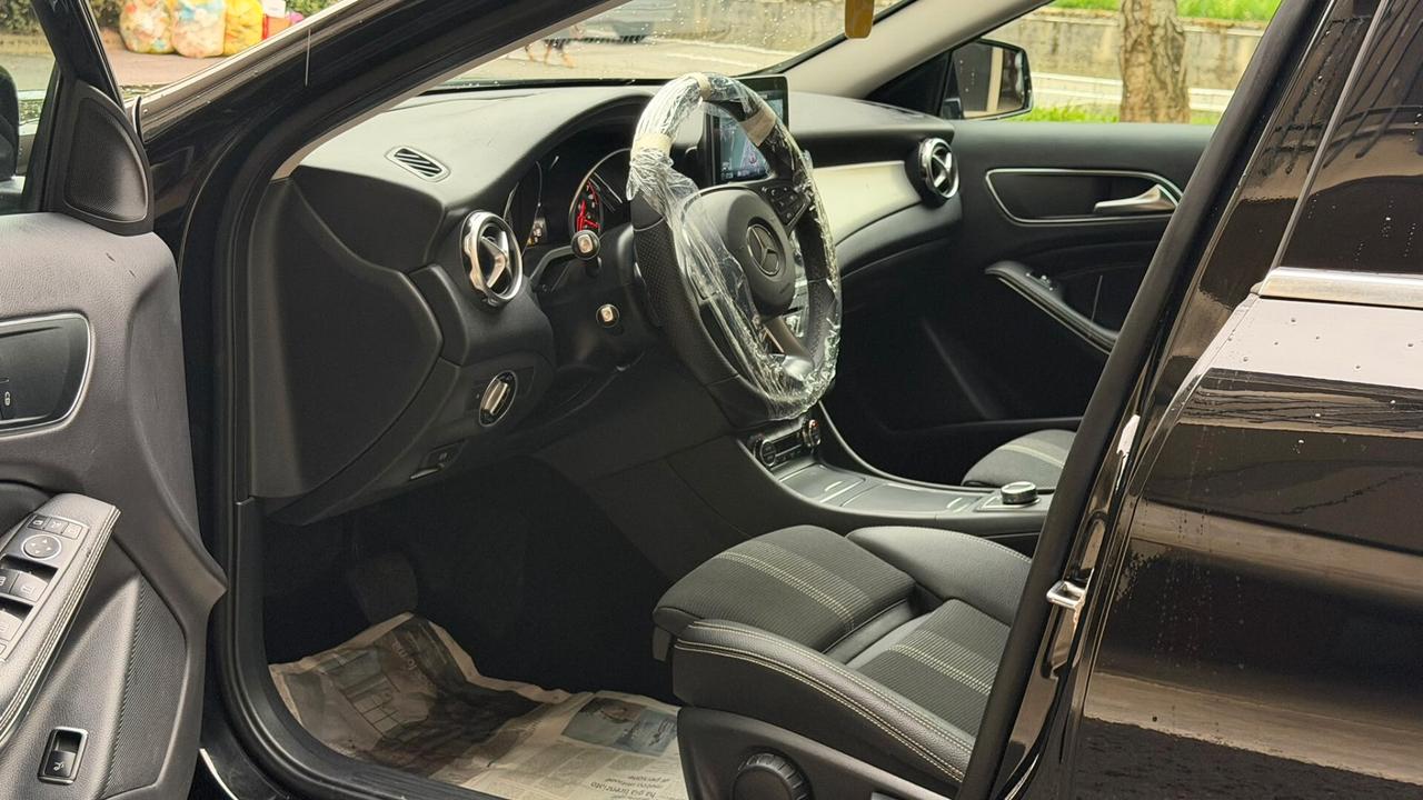 Mercedes-benz CLA 180 d Automatic Premium