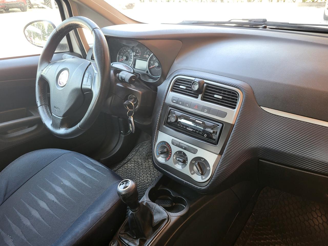 Fiat Grande Punto 1.3 MJT 75 CV 5 porte Dynamic