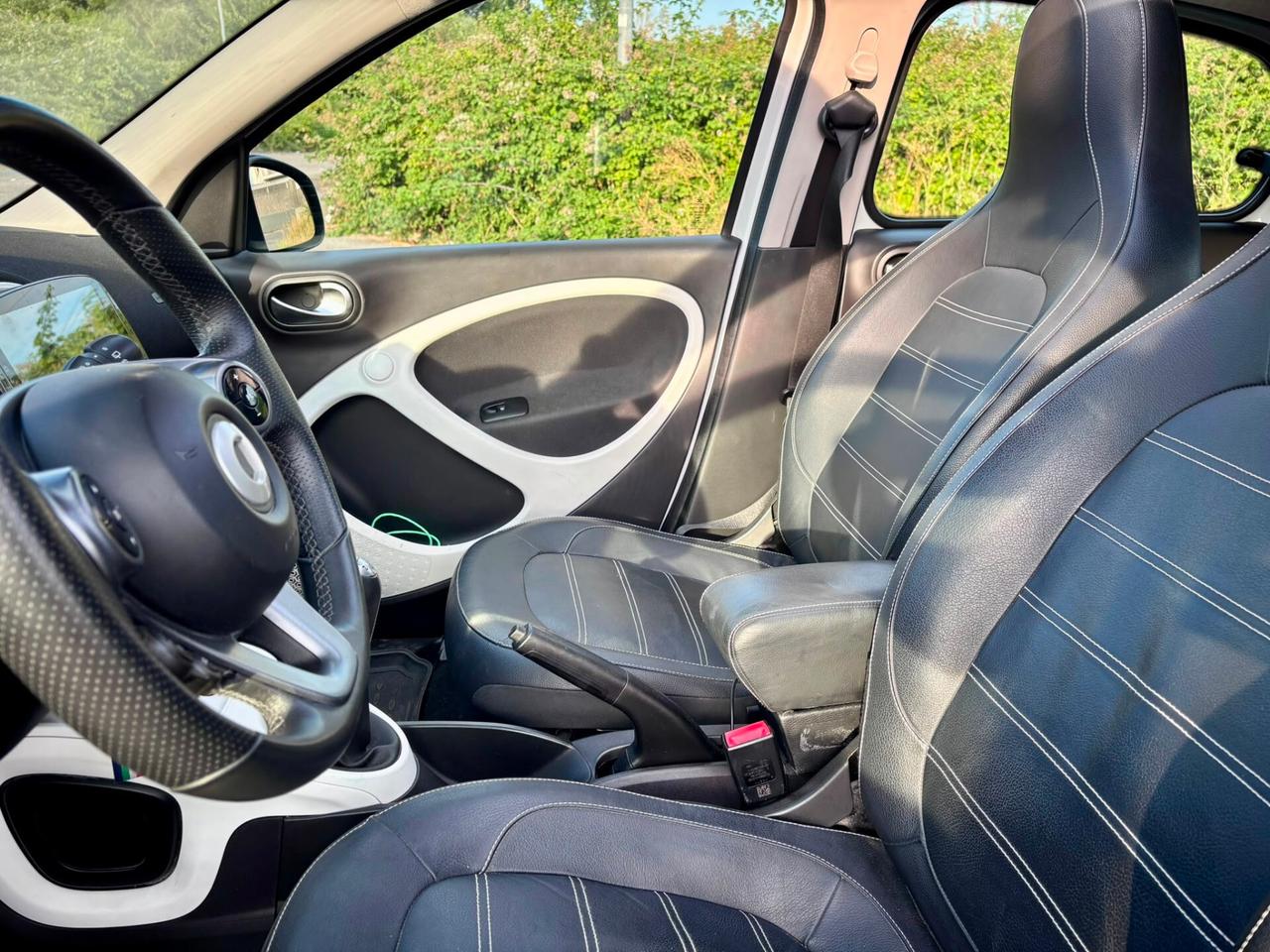 SMART FORFOUR PRIME 2017 | 80.000 KM | TETTO APRIBILE | TOUCHSCREEN | CERCHI NERI | PERFETTA