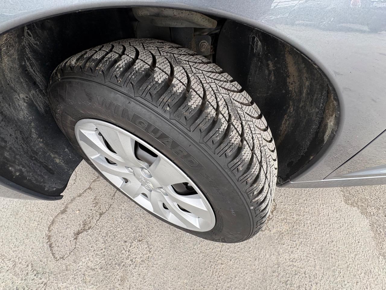 Peugeot 207 1.4 HDi 70CV 5p. Energie