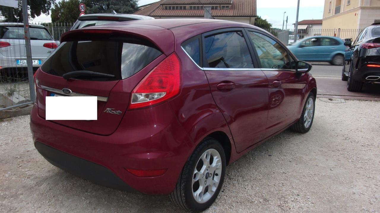 Ford Fiesta 1.2 82 CV 5 porte Titanium