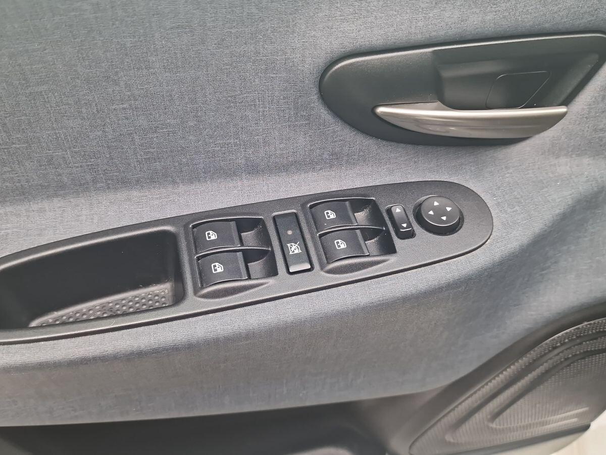 LANCIA YPSILON 1.0 IBRIDO GOLD