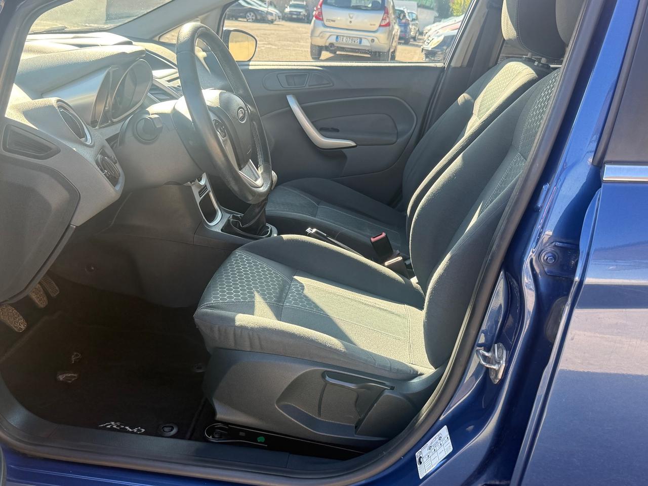 Ford Fiesta 1.4 5 porte Bz.- GPL Titanium Neopatentati