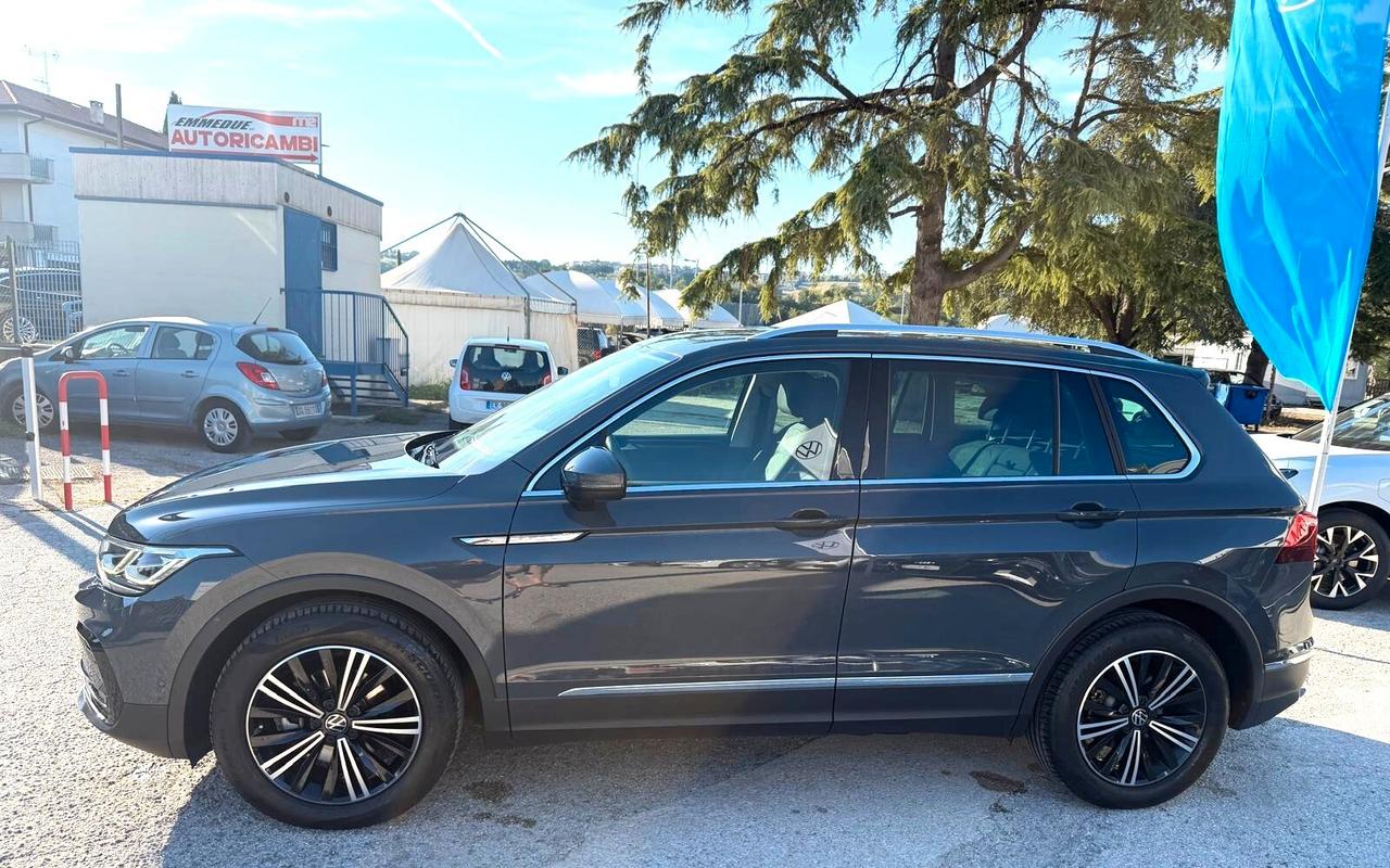 Volkswagen Tiguan 2.0 TDI 150 CV SCR DSG Elegance